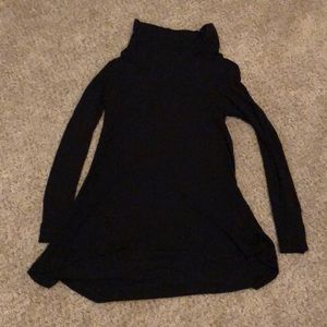 Black long sleeve leggings shirt